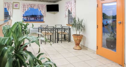 Travelodge by Wyndham Temple