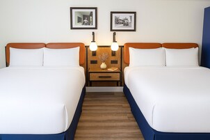 Desk, laptop workspace, free WiFi, bed sheets