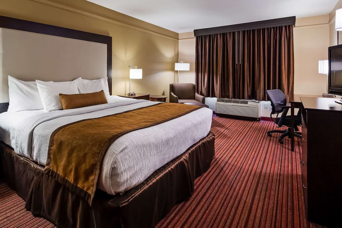 In-room safe, blackout drapes, iron/ironing board