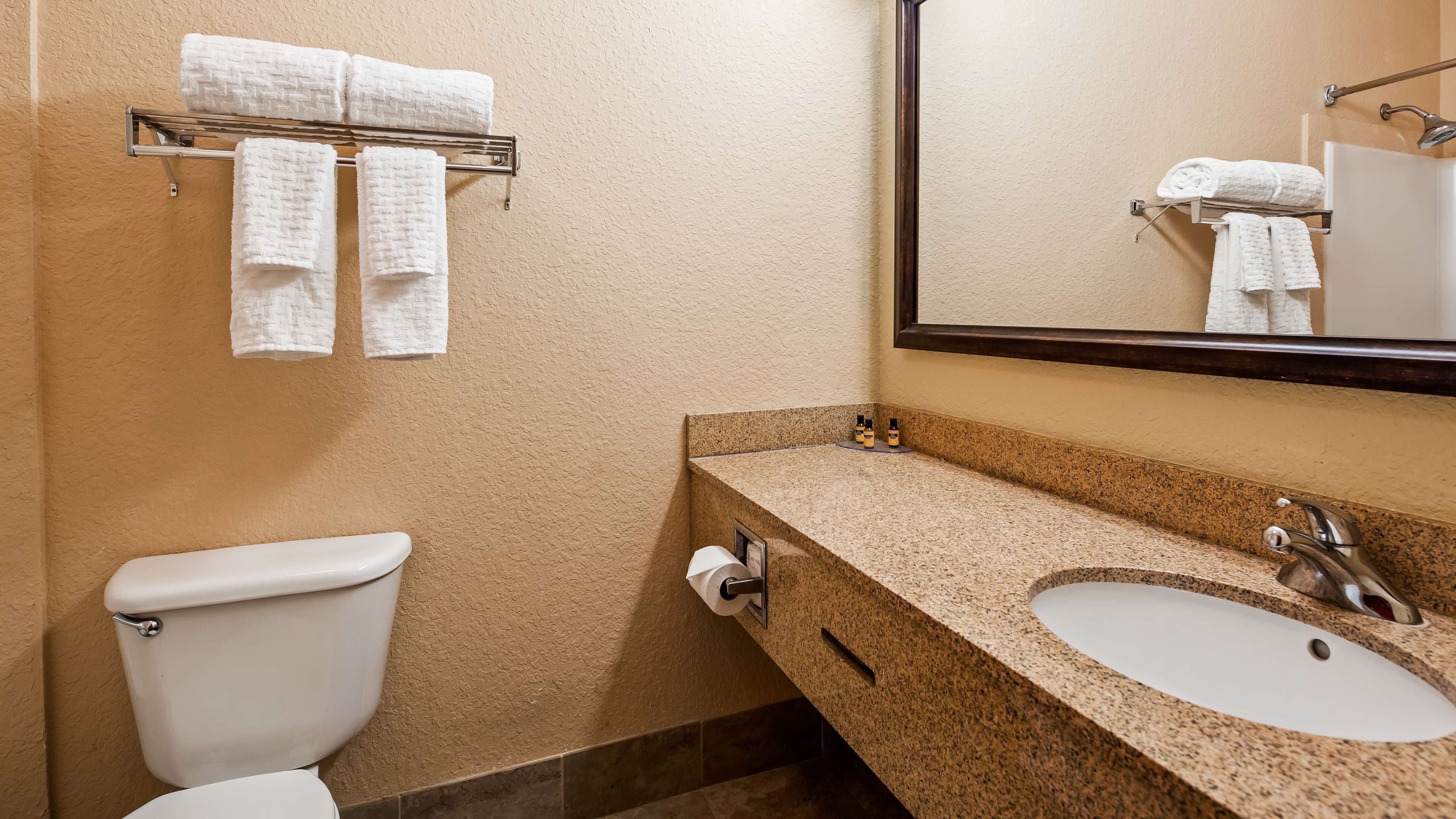 Photo - Best Western Plus Strawberry Inn & Suites