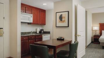 Suite, 2 Bedrooms | Private kitchen | Coffee/tea maker, fridge, microwave, stovetop