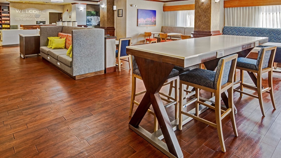 Hampton Inn Van Buren