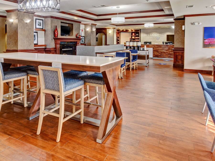 Desayuno buffet incluido todos los días