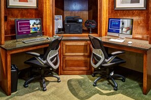 Business center - Hampton Inn Van Buren (Van Buren)