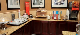Hampton Inn by Hilton Clinton