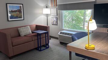 Coffres-forts dans les chambres, bureau, fer et planche Ă repasser