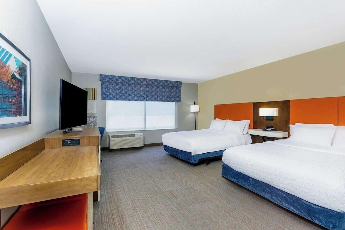 In-room safe, desk, iron/ironing board, free cots/infant beds