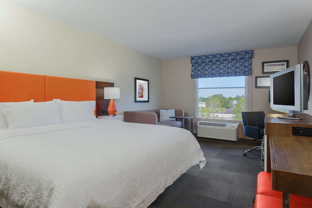 In-room safe, desk, iron/ironing board, free cots/infant beds