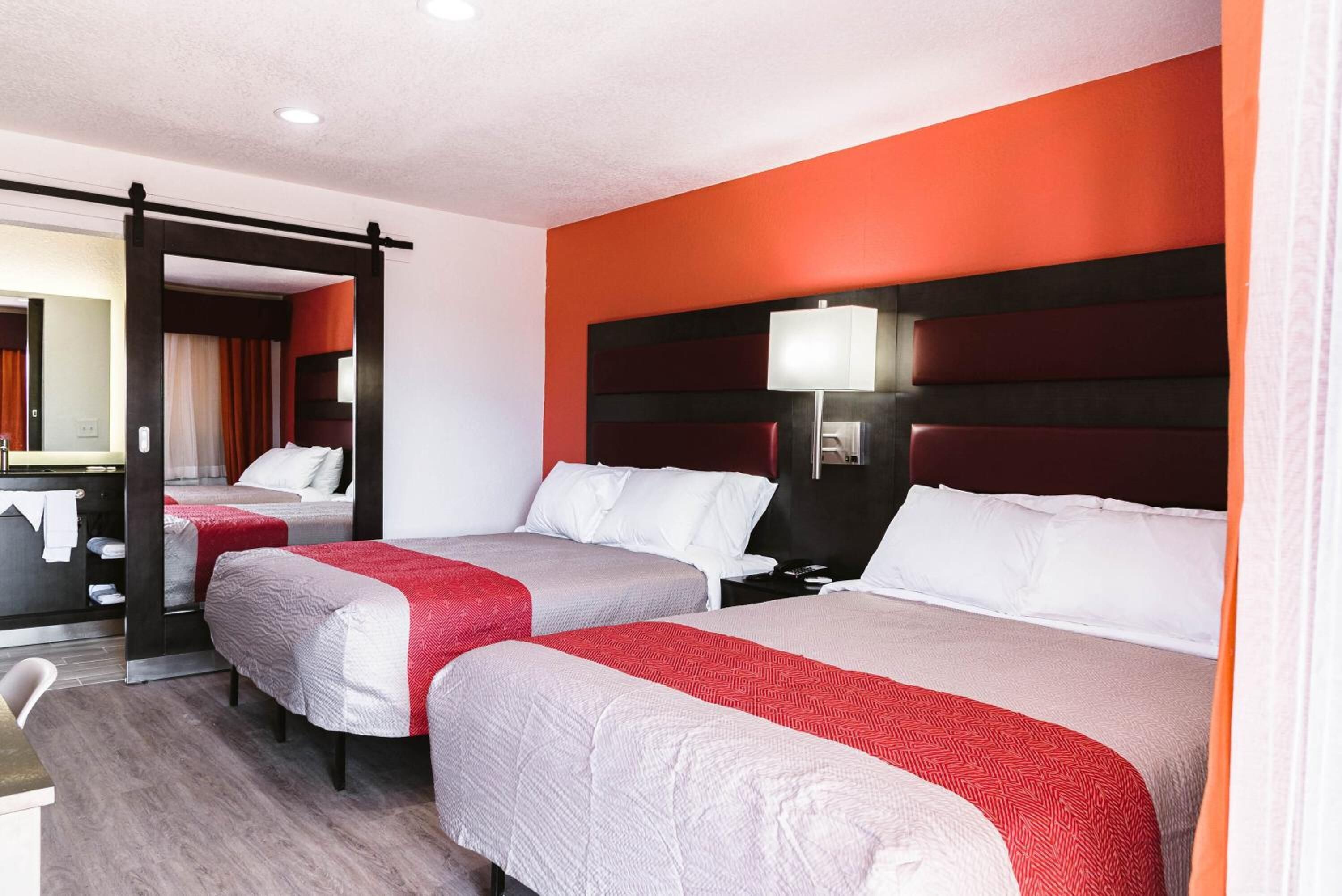 Free WiFi, bed sheets