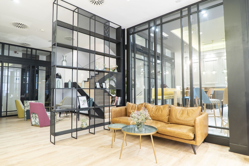 Hotel Puerta de las Granadas by null