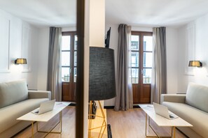 Ropa de cama de alta calidad, cubrecamas y colchones con efecto memoria 