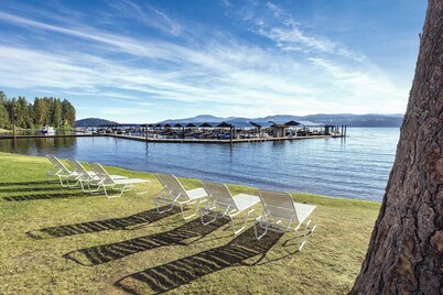 WorldMark Arrow Point