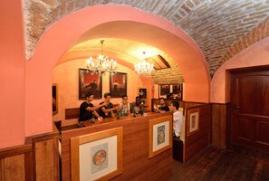 Bar (in der Unterkunft)