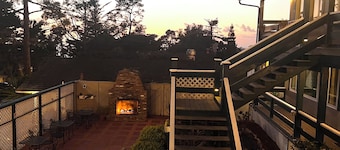 Carmel Wayfarer Inn