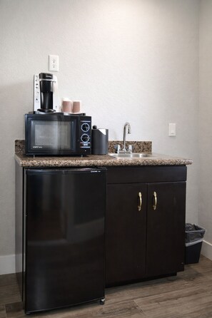 ماكينة لصنع القهوة/ا لشاي