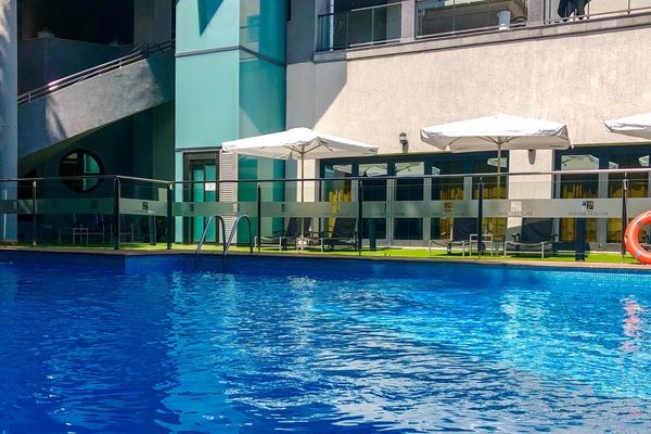 Seasonal outdoor pool