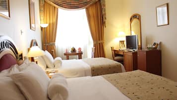 Superior Room | Minibar, in-room safe, desk, free cots/infant beds