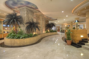 Lobby-Lounge