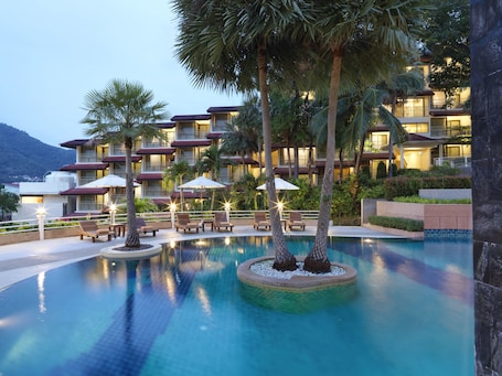 2 ๊ฐ์ ์ผ์ธ ์์์ฅ, 08:00 ~ 21:00 ์คํ, ์ผ๊ด์ ์์