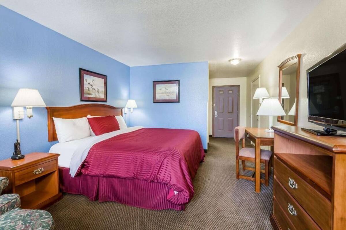 In-room safe, desk, blackout curtains, iron/ironing board