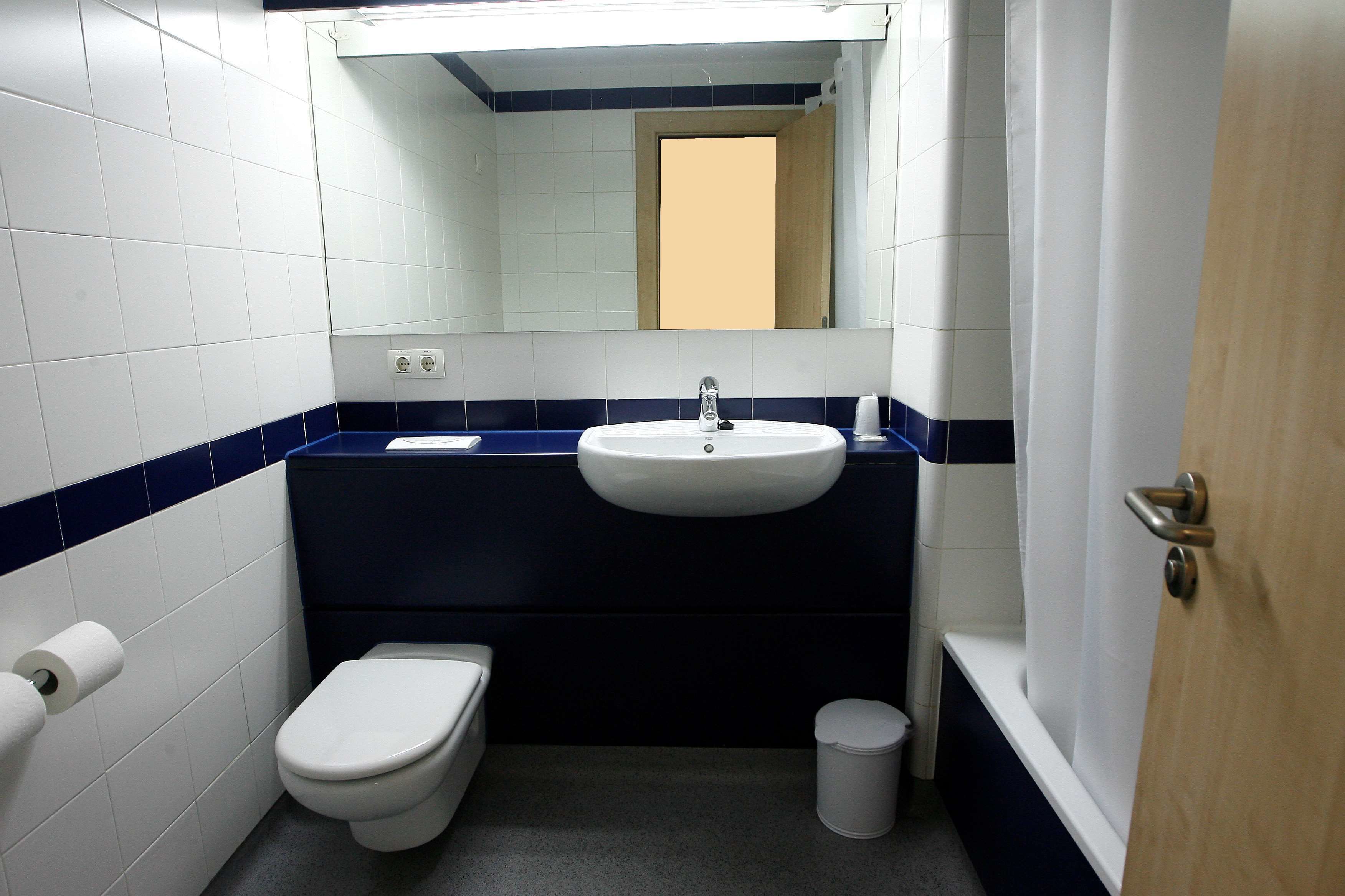 Photo - Travelodge Torrelaguna