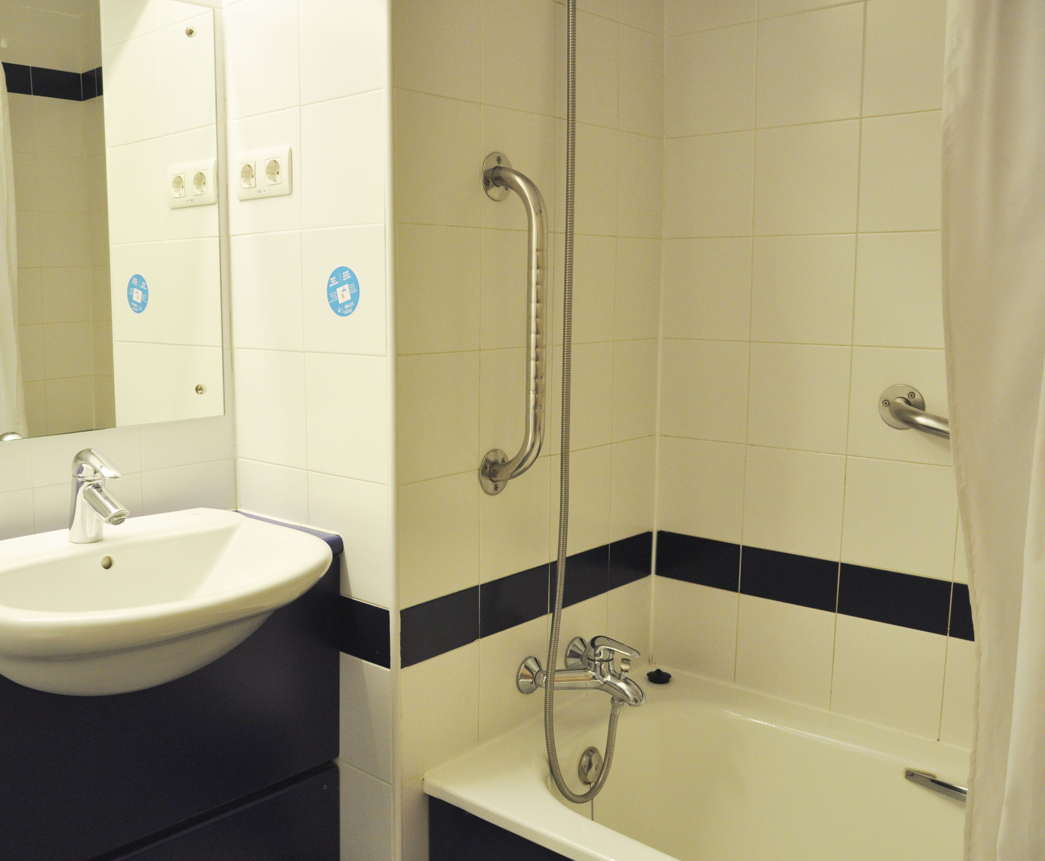 Photo - Travelodge Torrelaguna