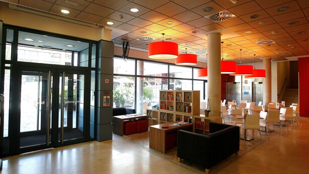 Unclassified image, 1 of 35, button - Travelodge Madrid Torrelaguna (Madrid)