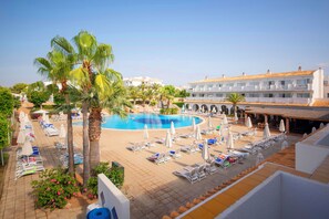 In-room safe, desk, blackout curtains, free WiFi