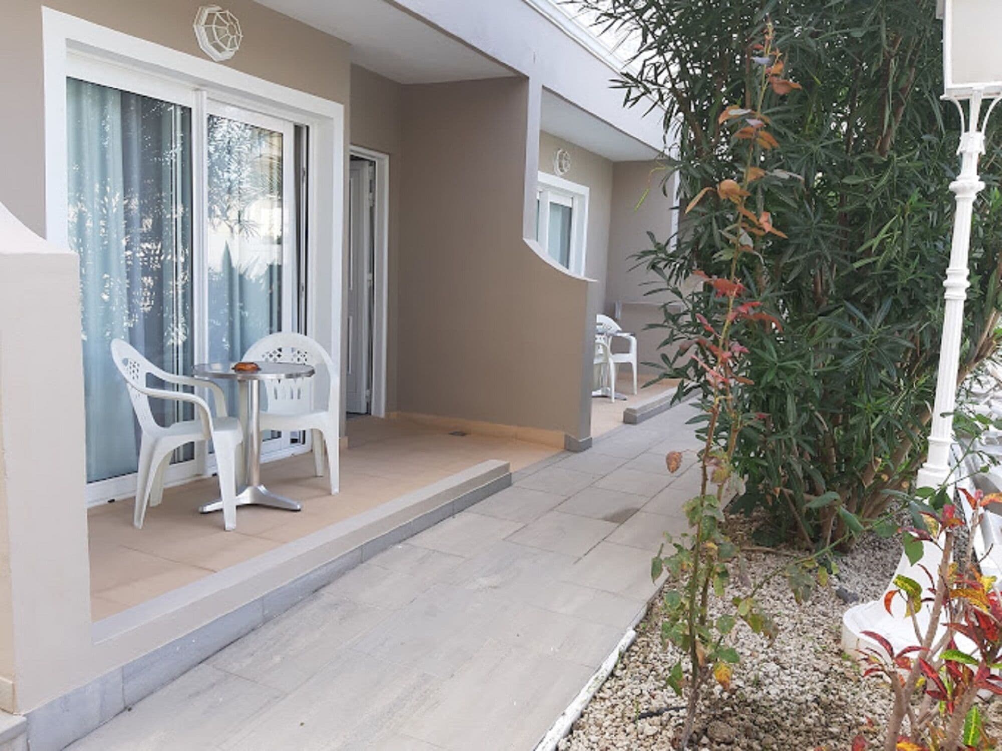 superior room, pool view | terrace/patio