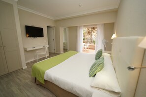 Estudio, cocina | 1 habitación, caja de seguridad en la habitación y wifi gratis