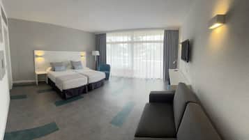 Desk, free WiFi, bed sheets