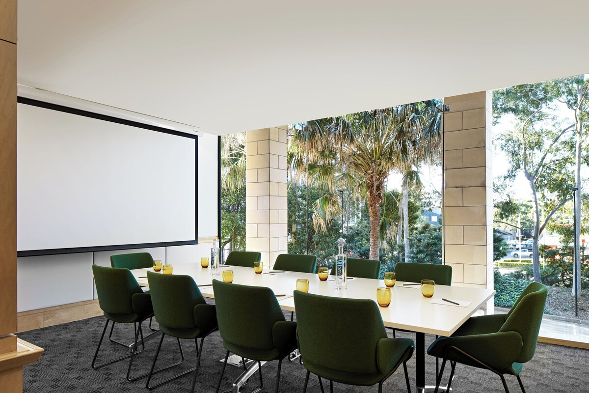 Crowne Plaza Sydney Macquarie Park by IHG