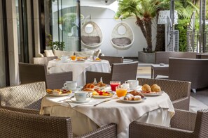 Buffet - Hotel Feldberg (Riccione)