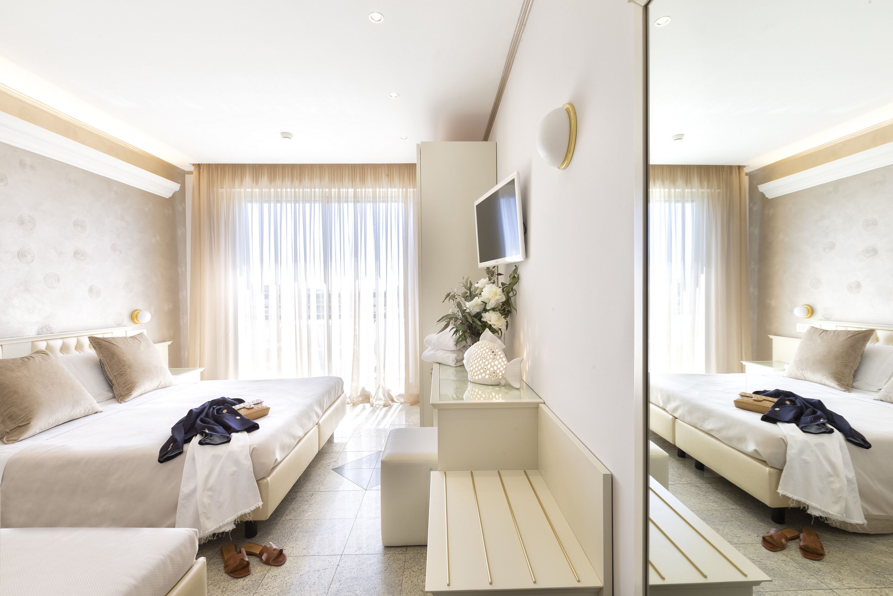 スーペリア ダブルまたはツインルーム | ミニバー、セーフティボックス (室内)、デスク、遮光カーテン