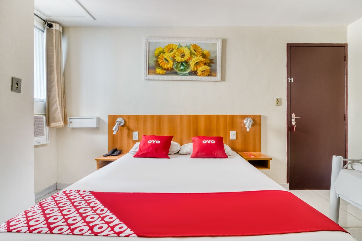 Habitación triple (1 Double bed + 1 Single bed) | Insonorización, wifi gratis y ropa de cama 