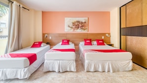 Room (Quintuple,1 Double bed + 3 Single bed) | Kalis bunyi, Wi-fi percuma, cadar katil 