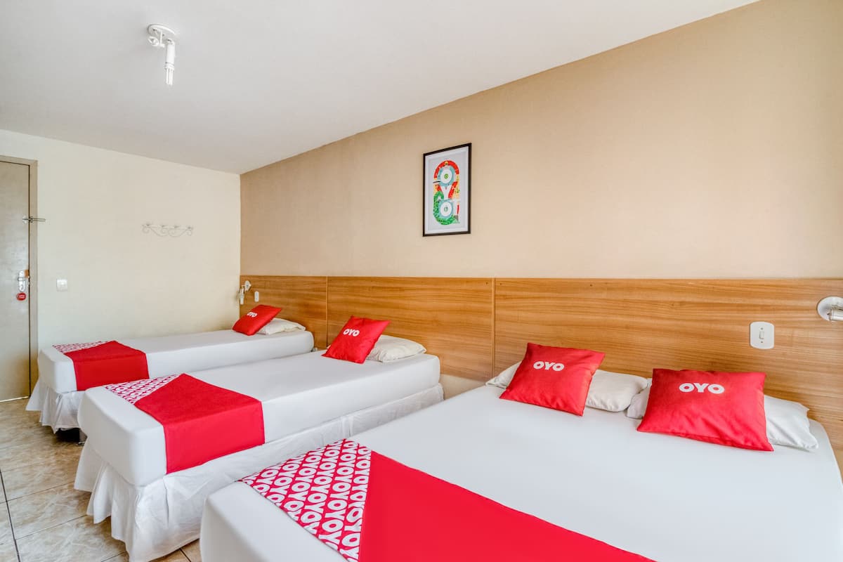 Quadruple Room (1 Double bed + 2 Single beds) | Soundproofing, free WiFi, bed sheets