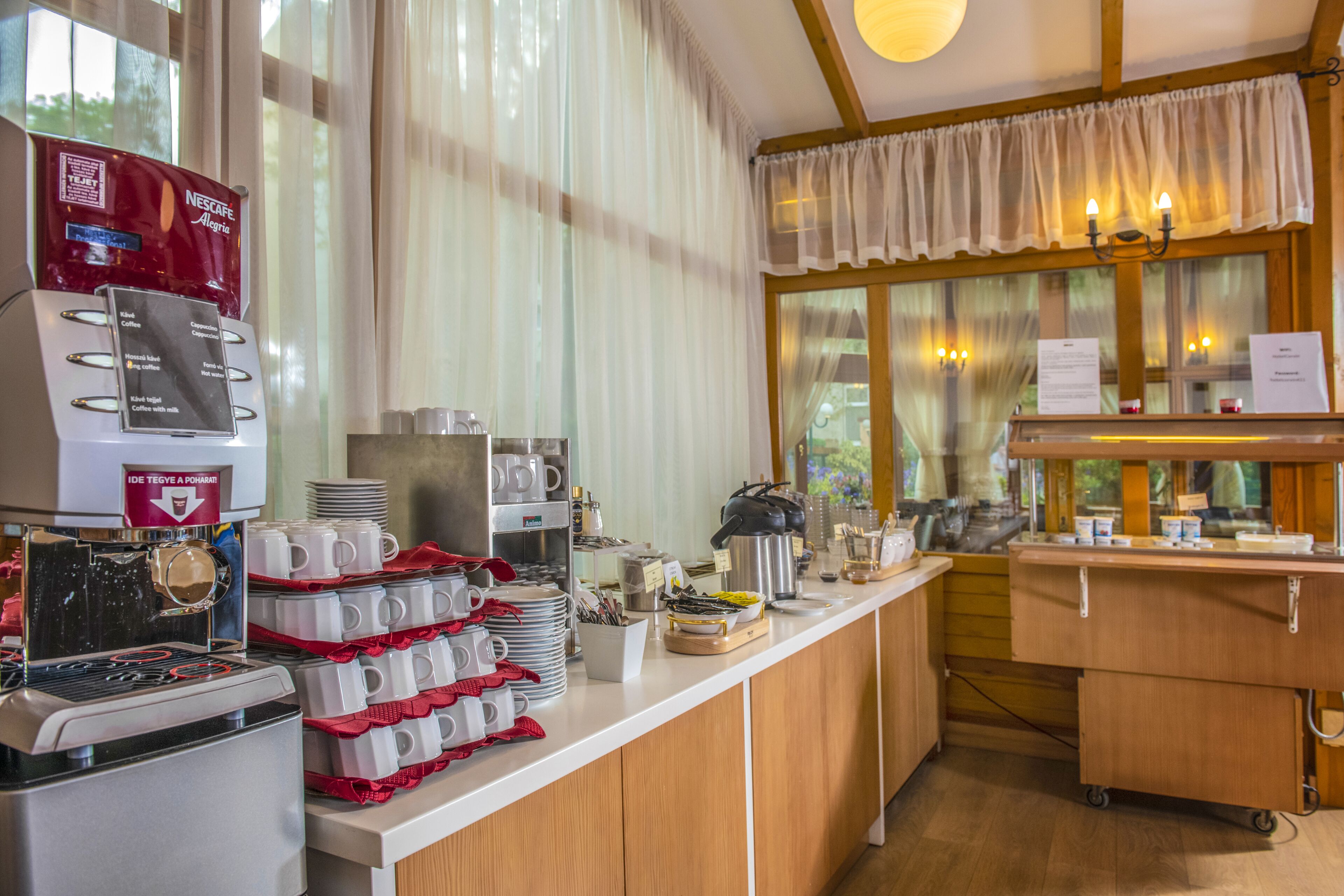 daily buffet breakfast for a fee