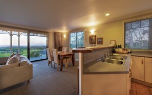 TV - Carrington Estate (Karkari Peninsula)