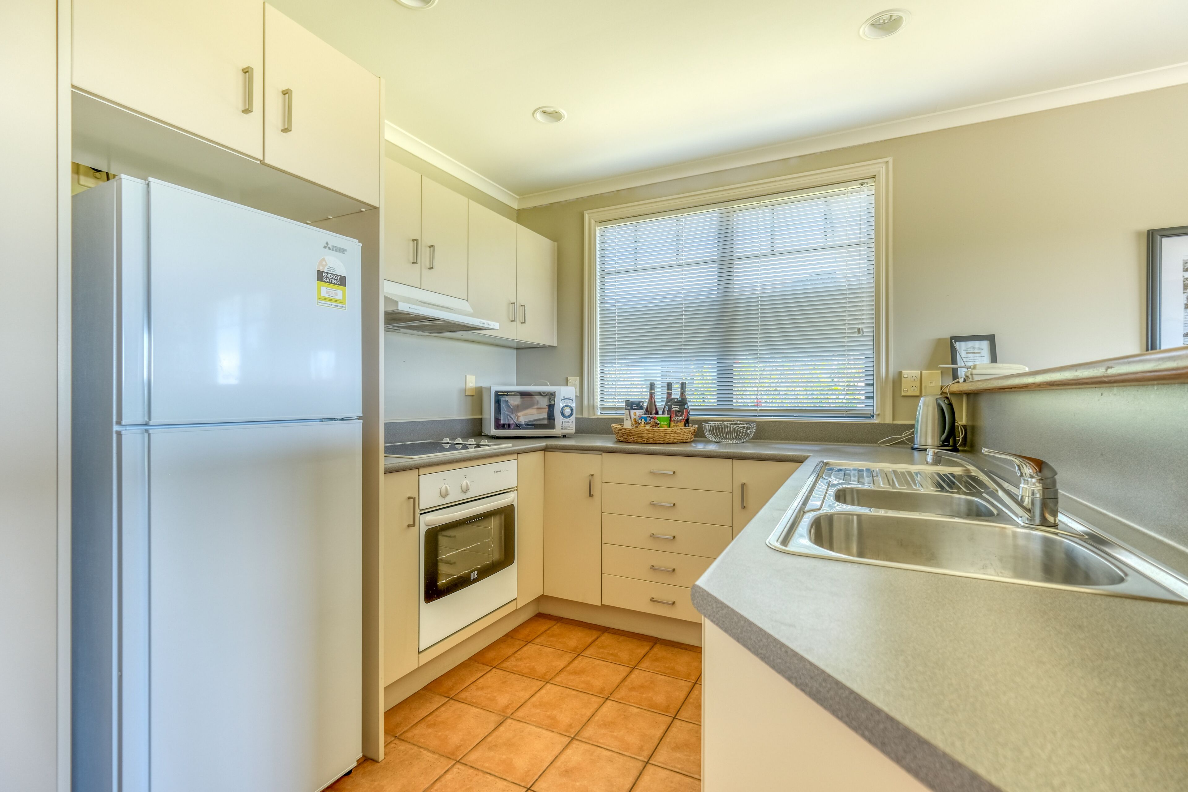 coffee/tea maker, electric kettle