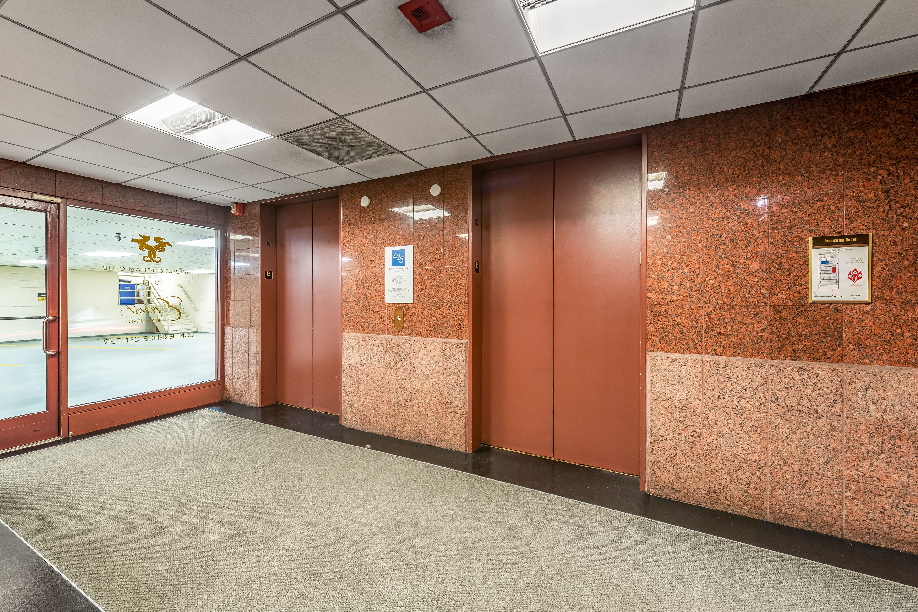 Foto - The Buckingham Hotel