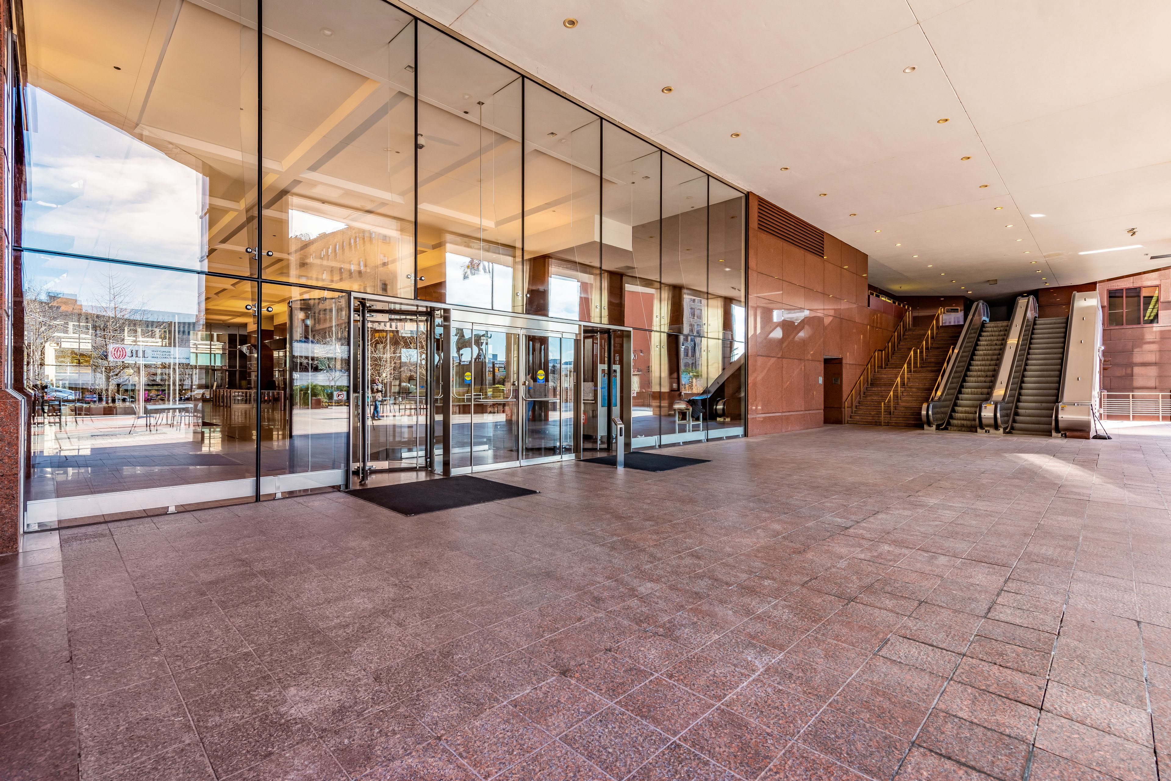 مدخل المنشأة