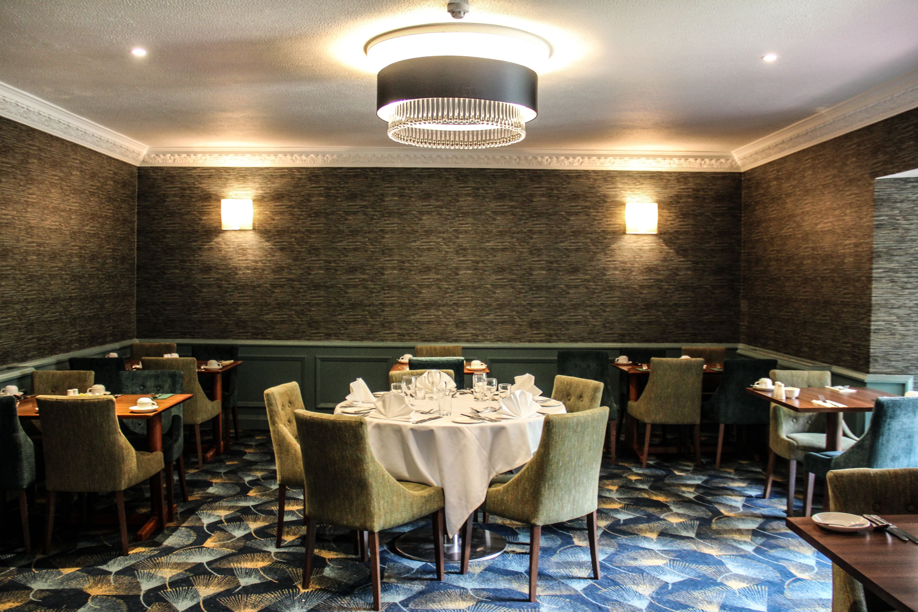 breakfast, lunch and dinner served