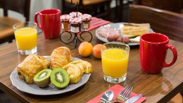 Daily buffet breakfast (EUR 16 per person)