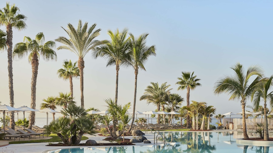 Tivoli la Caleta Resort