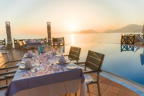 ساحة الطعام