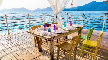 6 Restaurants, FrĂŒhstĂŒck, Mittagessen, Abendessen, internationale KĂŒche