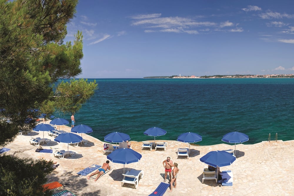 Lanterna Resort