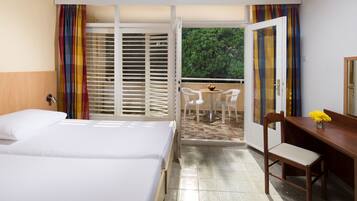 Apartment for 4+2 | 1 Schlafzimmer, Schreibtisch, Verdunkelungsvorhänge, Bettwäsche