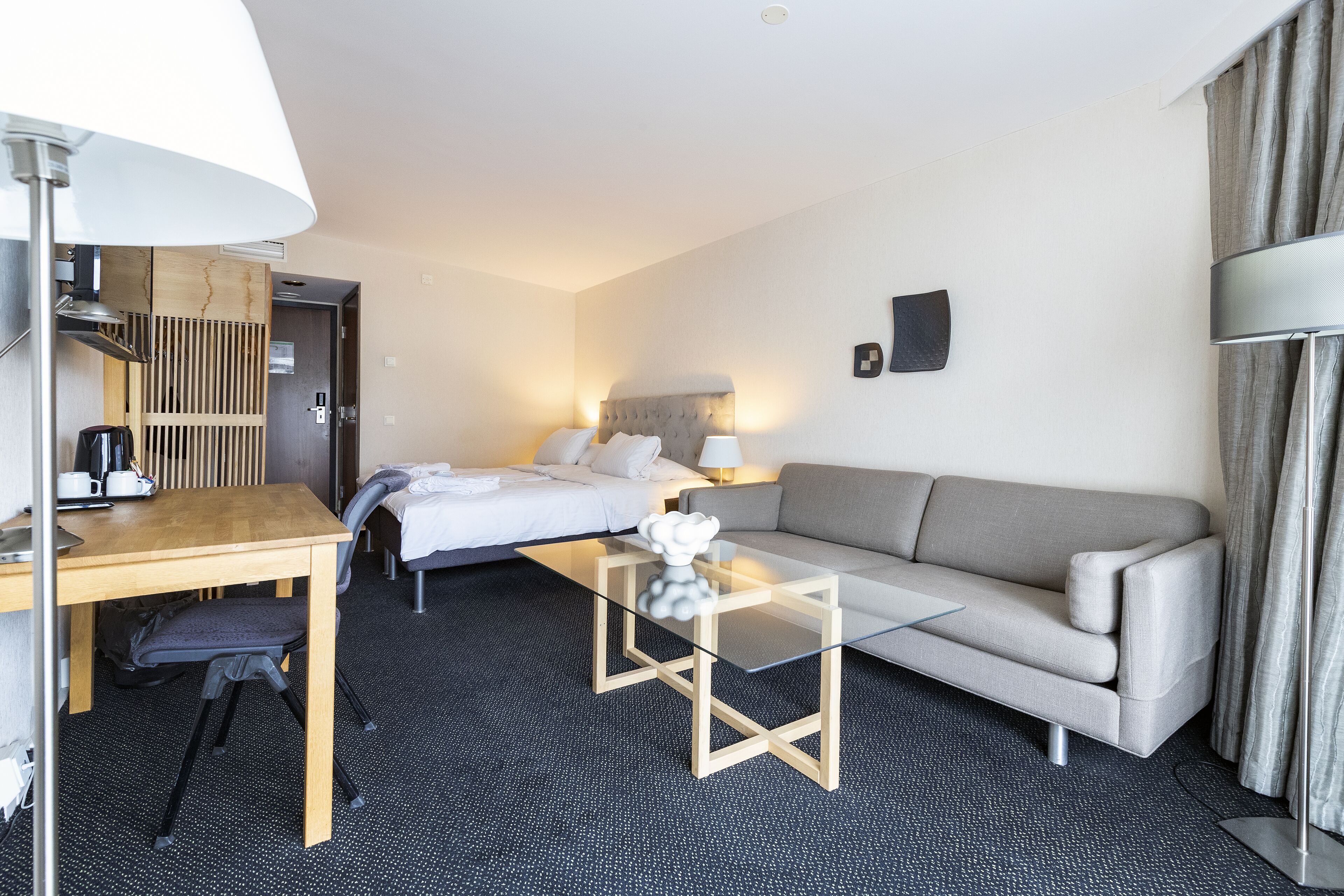 superior room | hypo-allergenic bedding, pillow-top beds, desk, blackout curtains